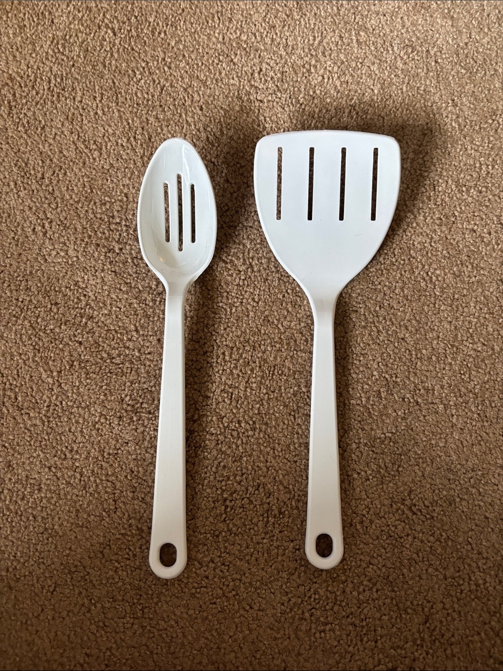 Vintage Taylor Made Products White Slotted Spoon and spatula Kitchen Utensil Set
